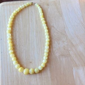Lemon yellow jade stone bead necklace